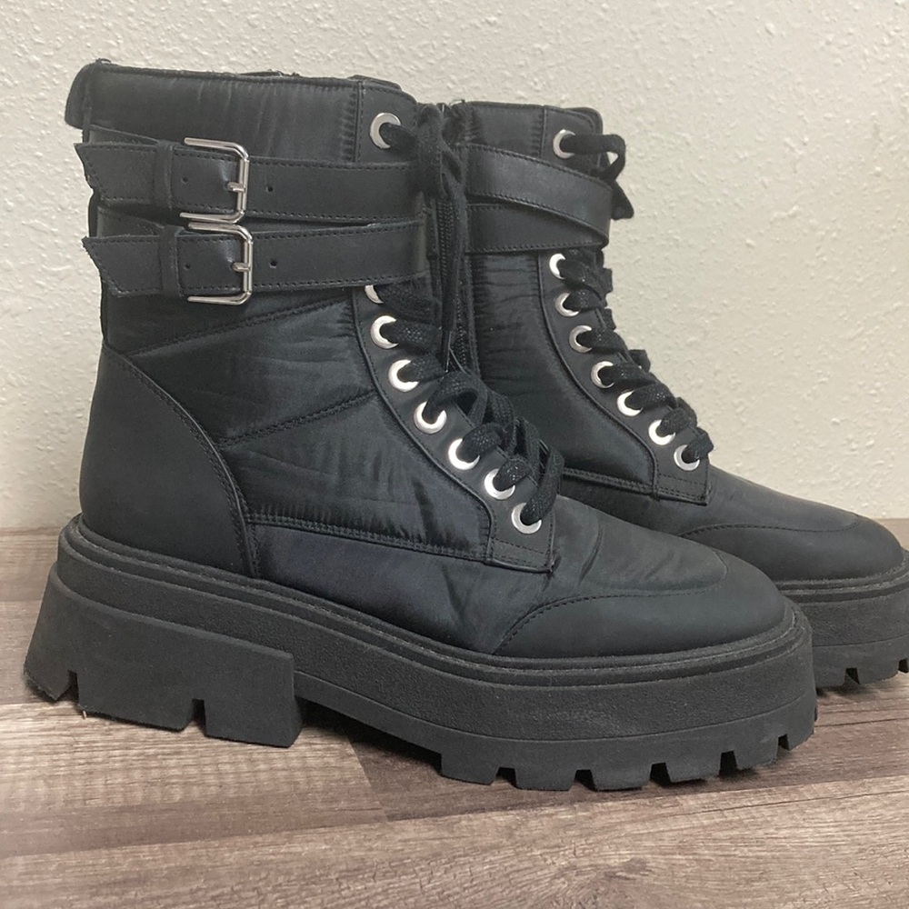 Zara Women’s Black Ankle Boots low heel black zipper Sz 8 - Picture 4 of 13